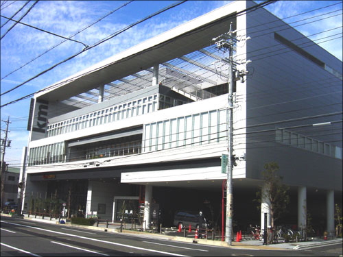 写真:三重県桑名市立中央図書館様