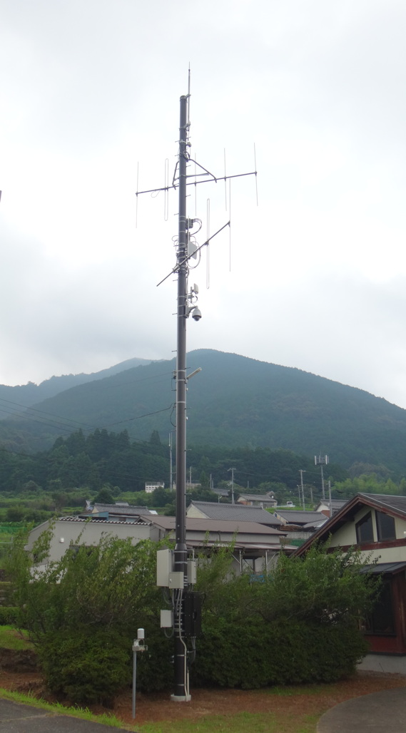 写真:再送信中継局
