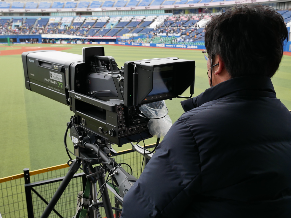 写真:4倍速スーパースロー機能で映像撮影