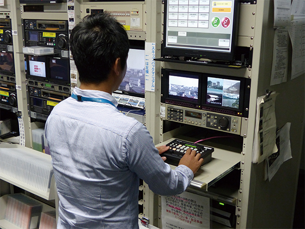 写真:NVセンターのAW-RP50からも制御が可能