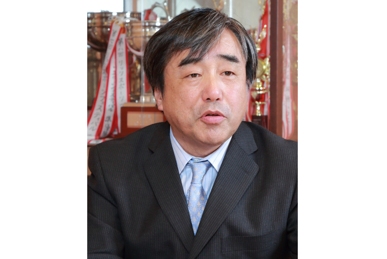 写真：立命館大学 教育開発支援機構 教授 立命館小学校 校長顧問　陰山英男様 「Let's noteは国内生産にこだわっているだけあって、かゆいところに手が届くし、個人的にも絶大な信頼感があります」