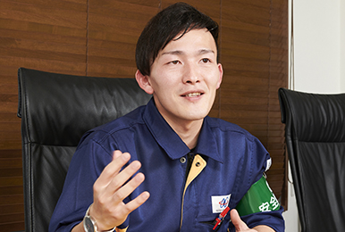 人物写真:株式会社ロジスティクス・ネットワーク 船橋物流センター 冷蔵チーム 有里 樹様