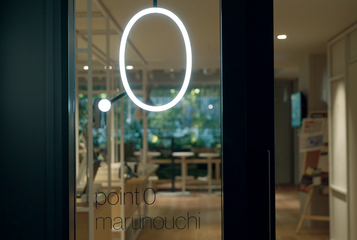 写真:point 0 marunouchi入り口