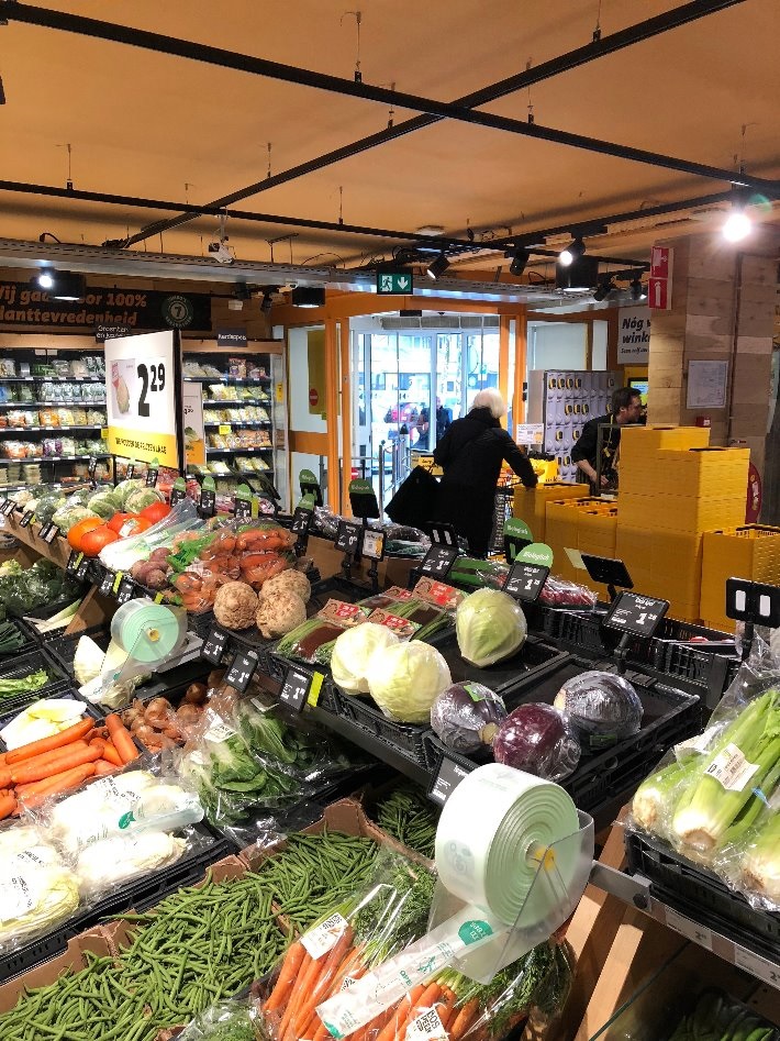 写真:Jumbo Ten Brink Foodストア店内の様子