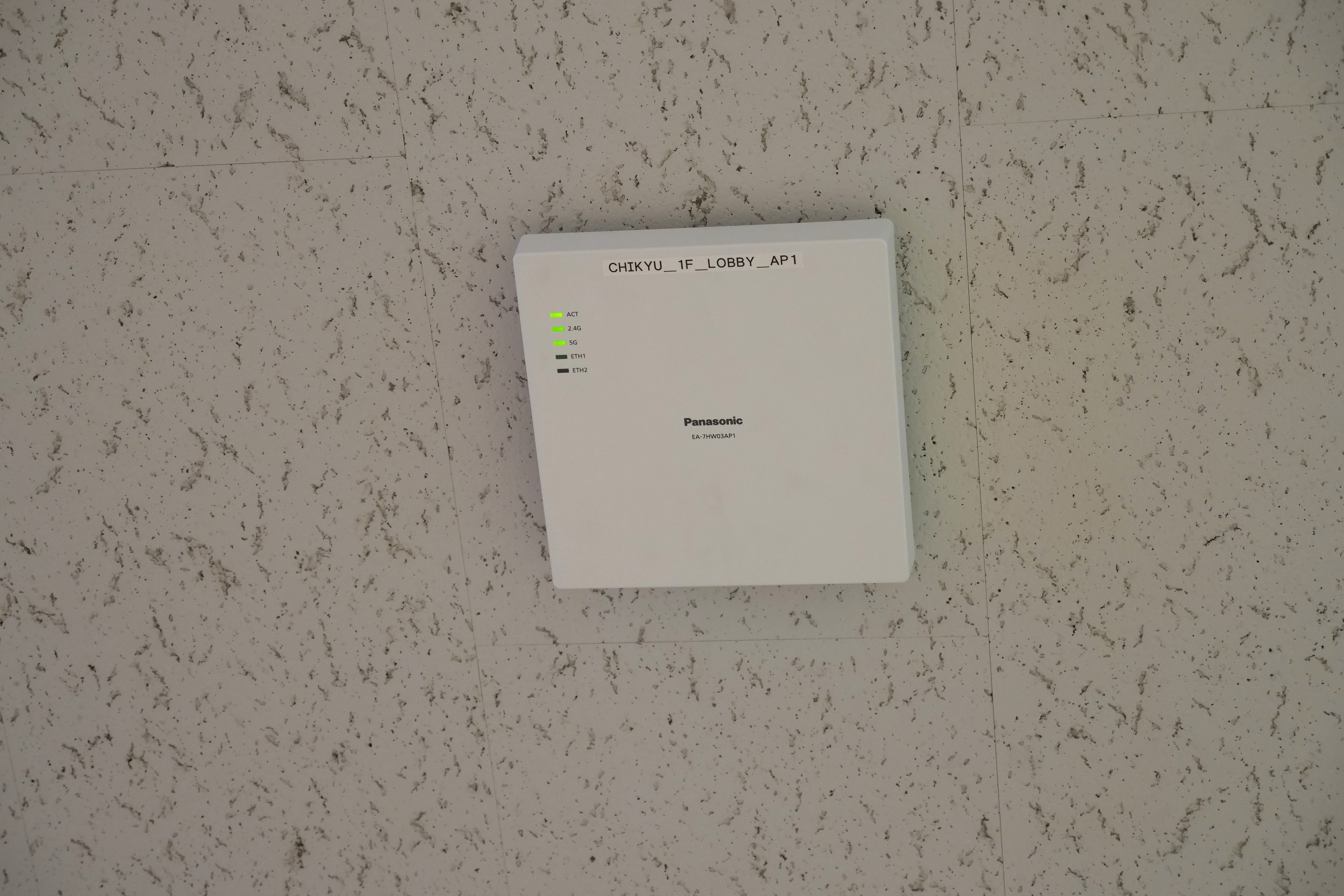 写真：計22台のWi-Fi基地局