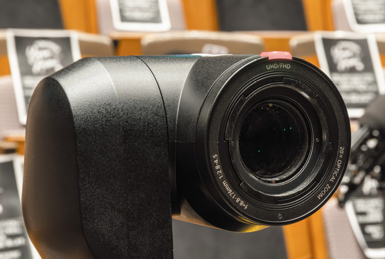 写真:AW-UE150K:タリー赤色(PGM)