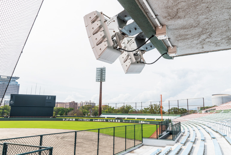 写真：バックネット裏のWS-LB311