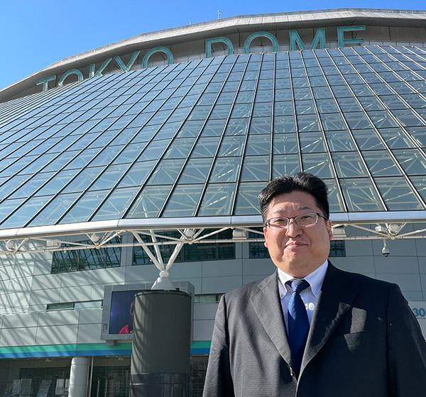 読売新聞東京本社 スタジアム・アリーナ本部 次長 黒飛 陽様