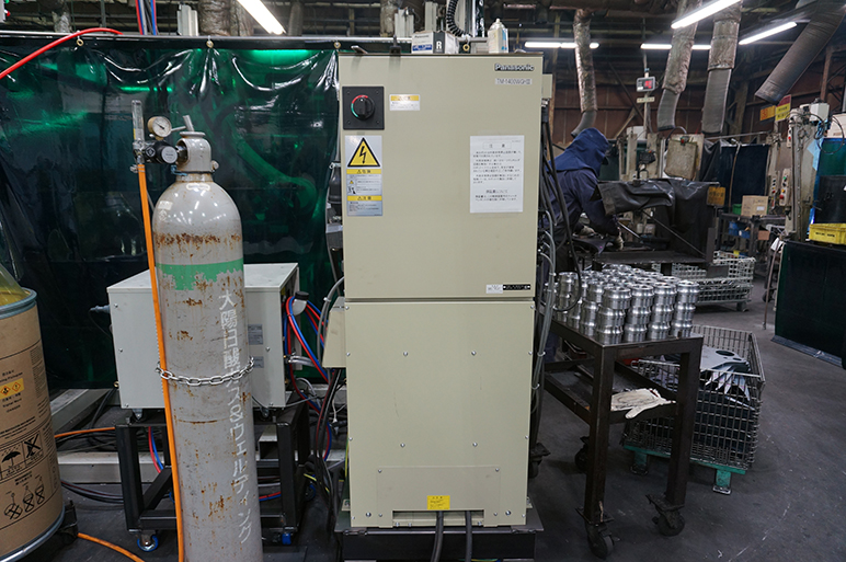 写真:TM-1400WGHのコントローラー部