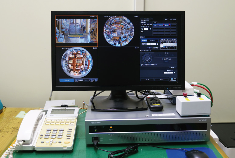 写真:ネットワークディスクレコーダー