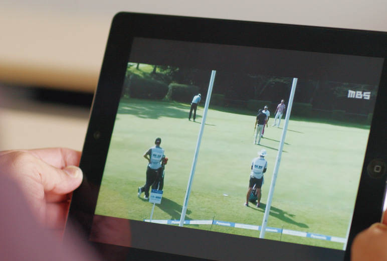 写真:タブレットでのインターネット配信視聴者画面