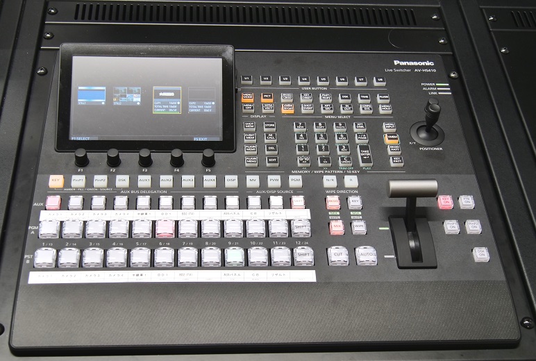 写真：ライブスイッチャー。