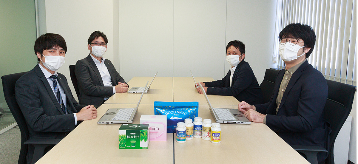 写真：サントリー ウエルネス社員