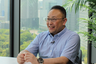 株式会社 日立製作所 金融第二システム事業部 金融デジタルイノベーション本部 真弓 武行 様