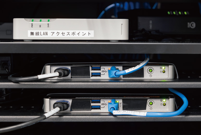 写真:AcroSign®のコントローラEM-JDSSC6HDA