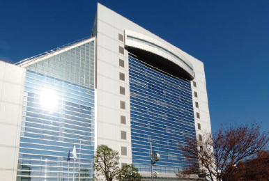 写真:調布市文化文化会館 たづくり外観