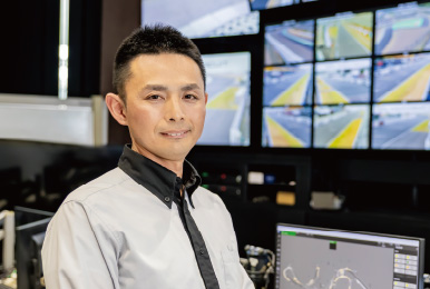 写真:ホンダモビリティランド株式会社 モータースポーツ事業部 モータースポーツ課 チーフ 安藤 義隆様