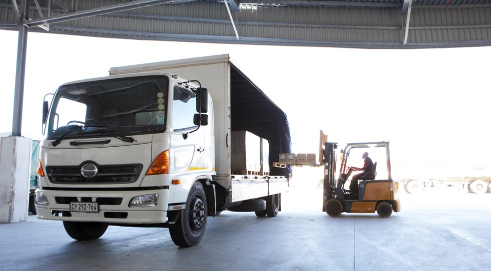 物流倉庫のシーン