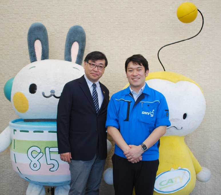ケーブルテレビ株式会社 阿部 進 様(写真左)、山口 航平 様(写真右)