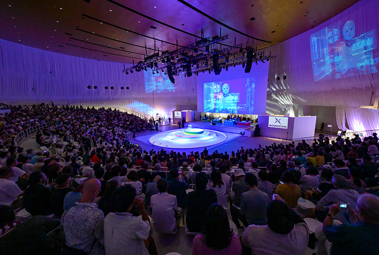 写真：大阪・関西万博の「シャインハット」で開催