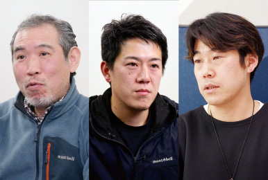 ヒビノ株式会社　ヒビノビジュアル　Div.　ブランチ統括　Visual　大阪ブランチ　係長 林 憲治様（写真左）　ヒビノ株式会社　ヒビノビジュアル　Div.　ブランチ統括　Visual　大阪ブランチ　吉井 秀樹様（写真中央）　株式会社BRIDGE　代表取締役　藤林 典之様（写真右）　※所属は納入時のものです。