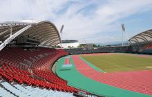 写真:約3万人収容可能な「えがお健康スタジアム」