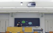 写真:星薬科大学の講義室